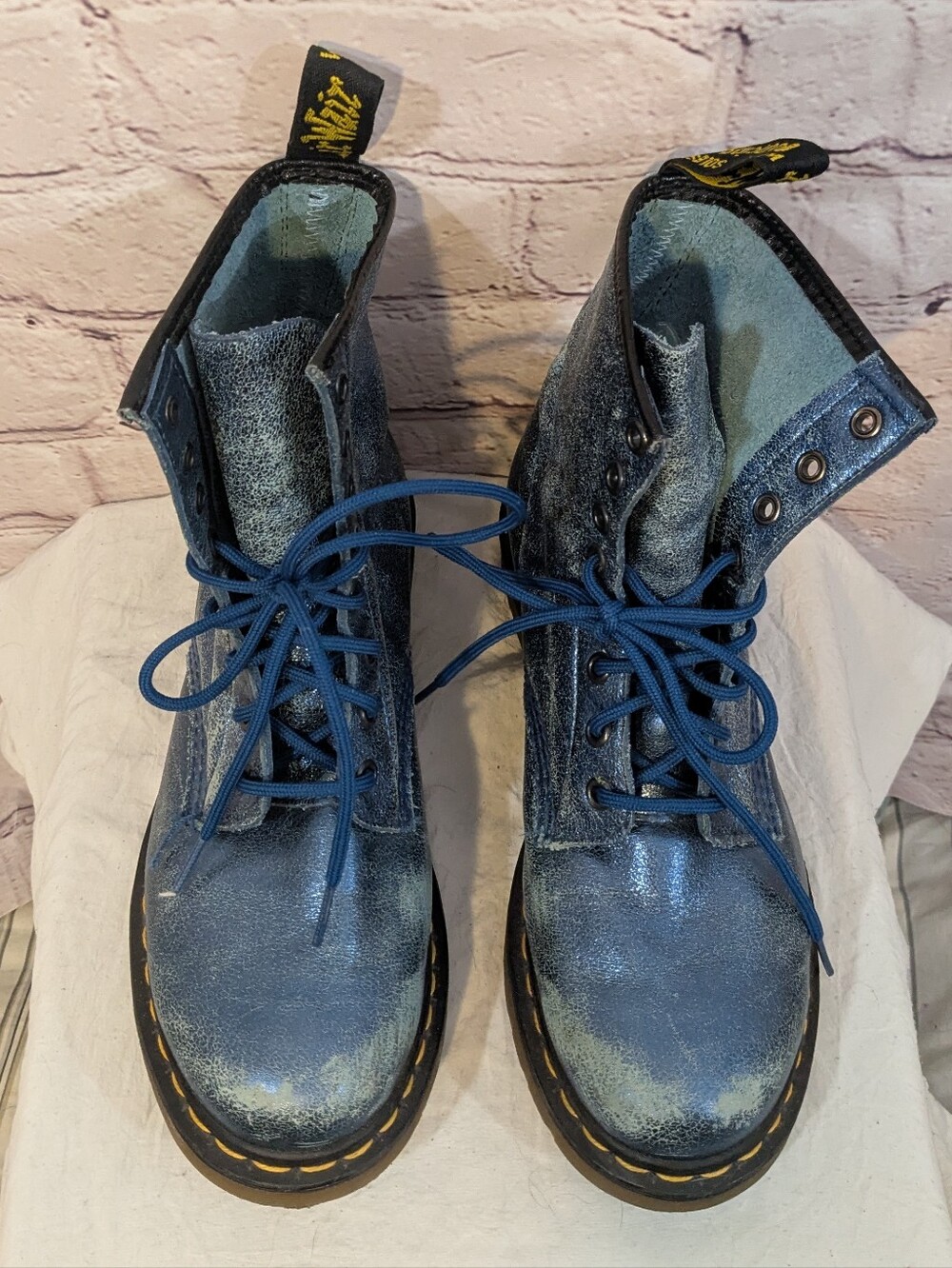 Dr. Martens Metallic Blue Leather - Picture 5 of 7